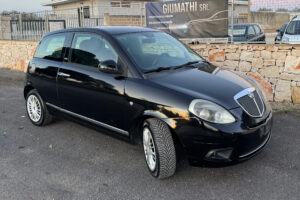 Lancia Ypsilon 1.3 MJT 75 CV Diva