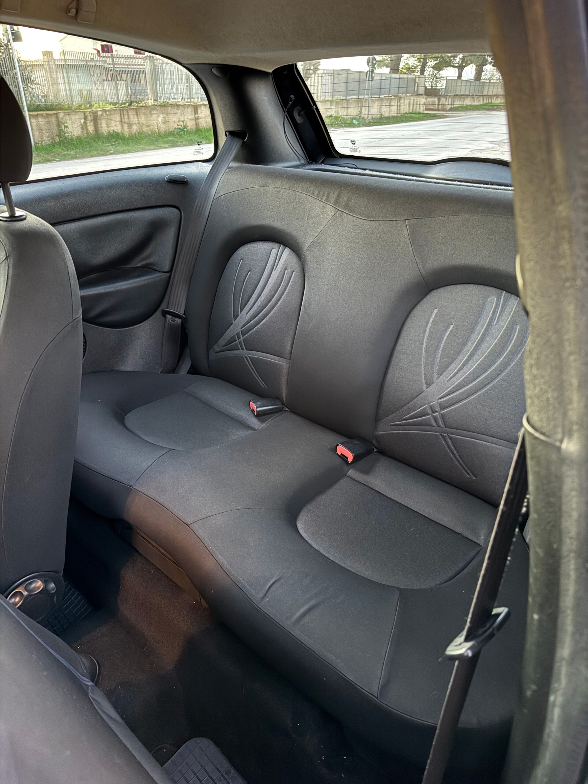
								Lancia Ypsilon 1.3 MJT 75 CV Diva full									