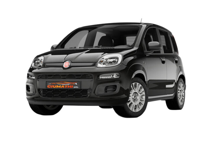 Fiat Panda Hybrid disponibile a noleggio presso Giumathi